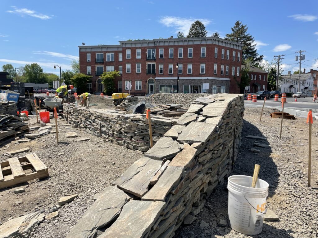 Kingston Roundabout Dillon & Semenovich